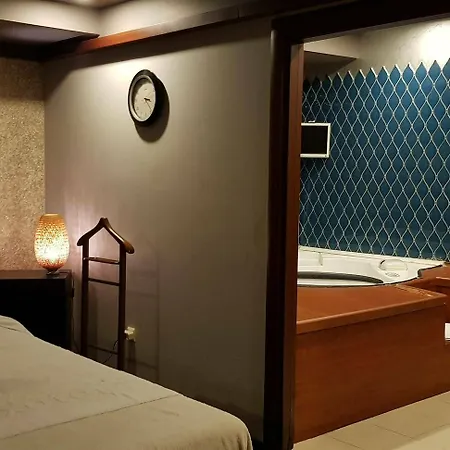 Kndf Marine Otel 3*