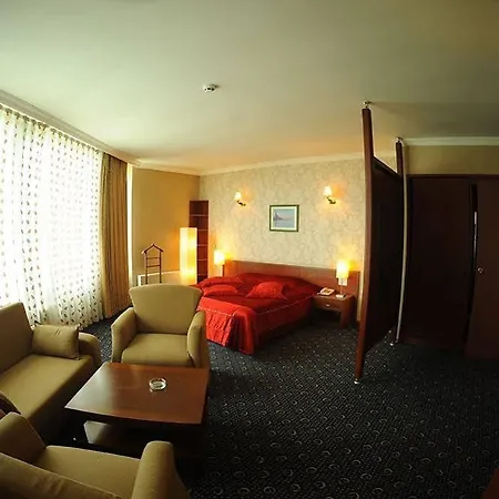 Hotel Kndf Marine 3*