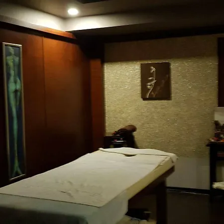 Hotel Kndf Marine 3*