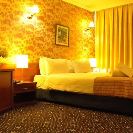 Hotel Kndf Marine Istanboel